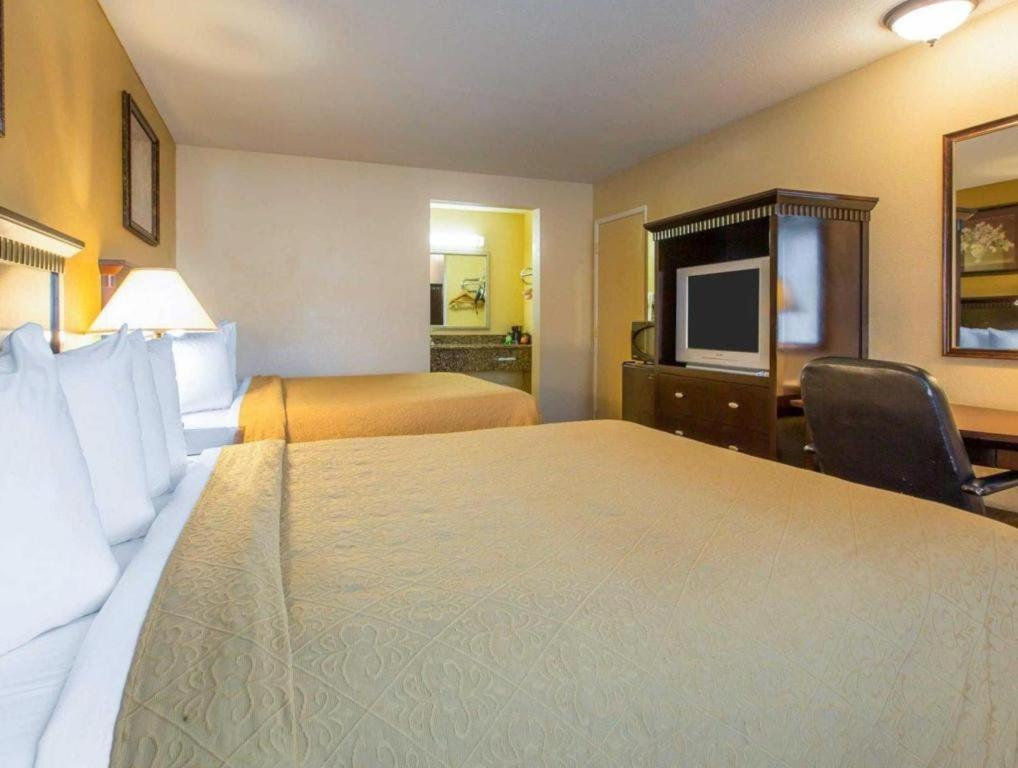Quality Inn San Bernardino Exterior foto